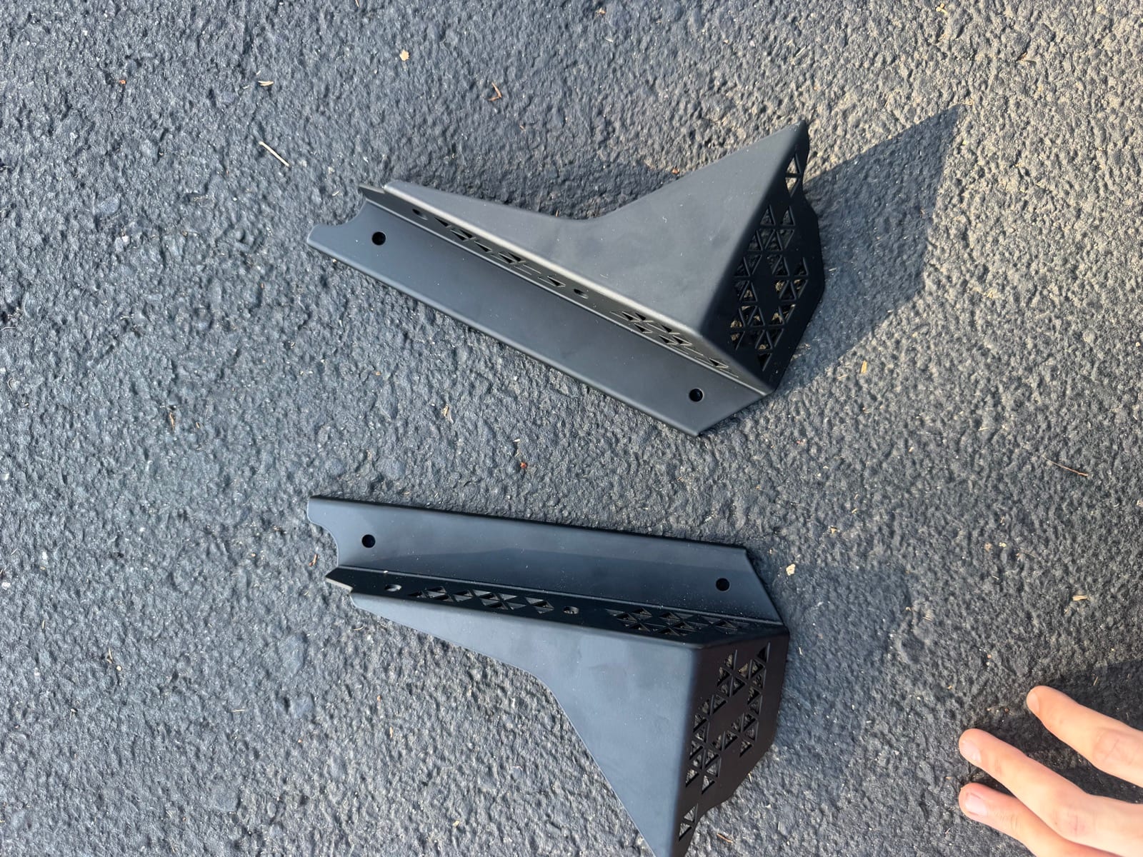 EBMX Shroud Mounts for Ultra Bee, photo 4 of 4