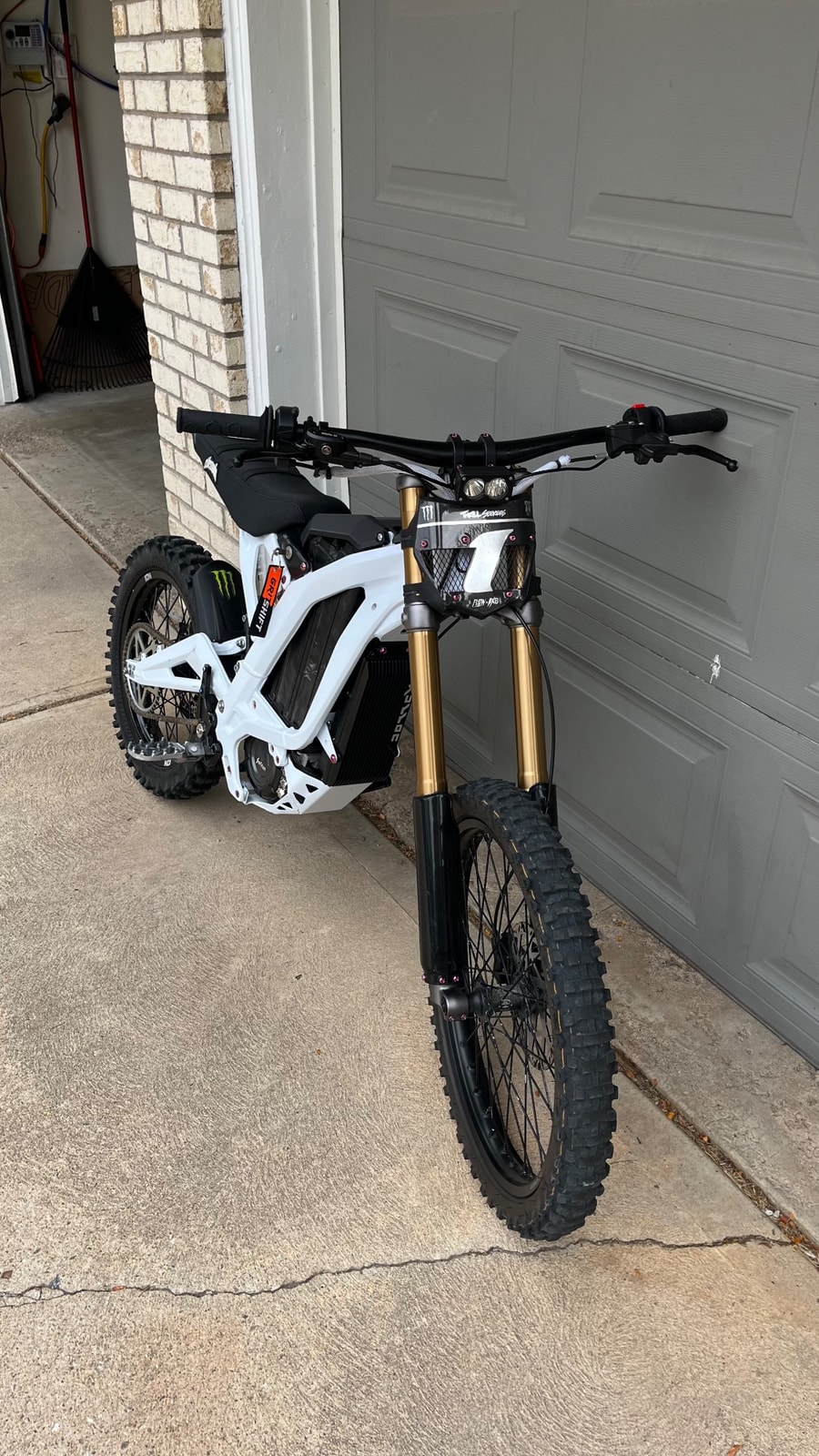 2025 Sur-Ron LBX, photo 2 of 7