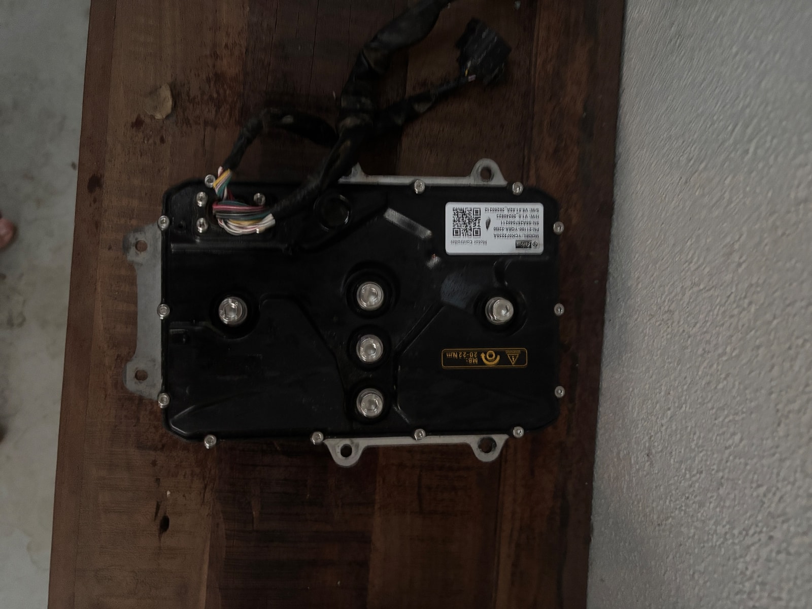 Sur-Ron Ultra Bee Contolor, photo 3 of 4