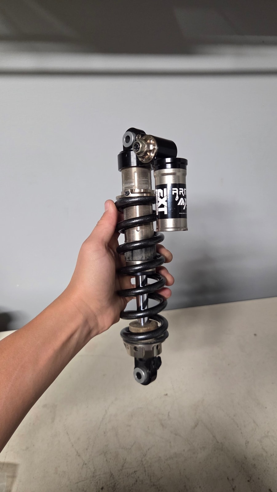 EXT Arma Rear Shock, photo 1 of 6