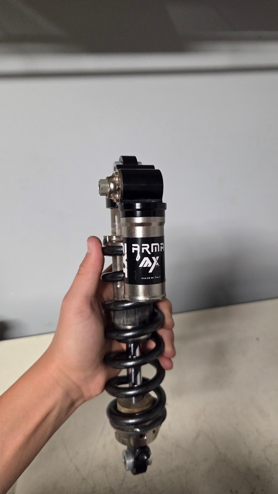 EXT Arma Rear Shock, photo 2 of 6
