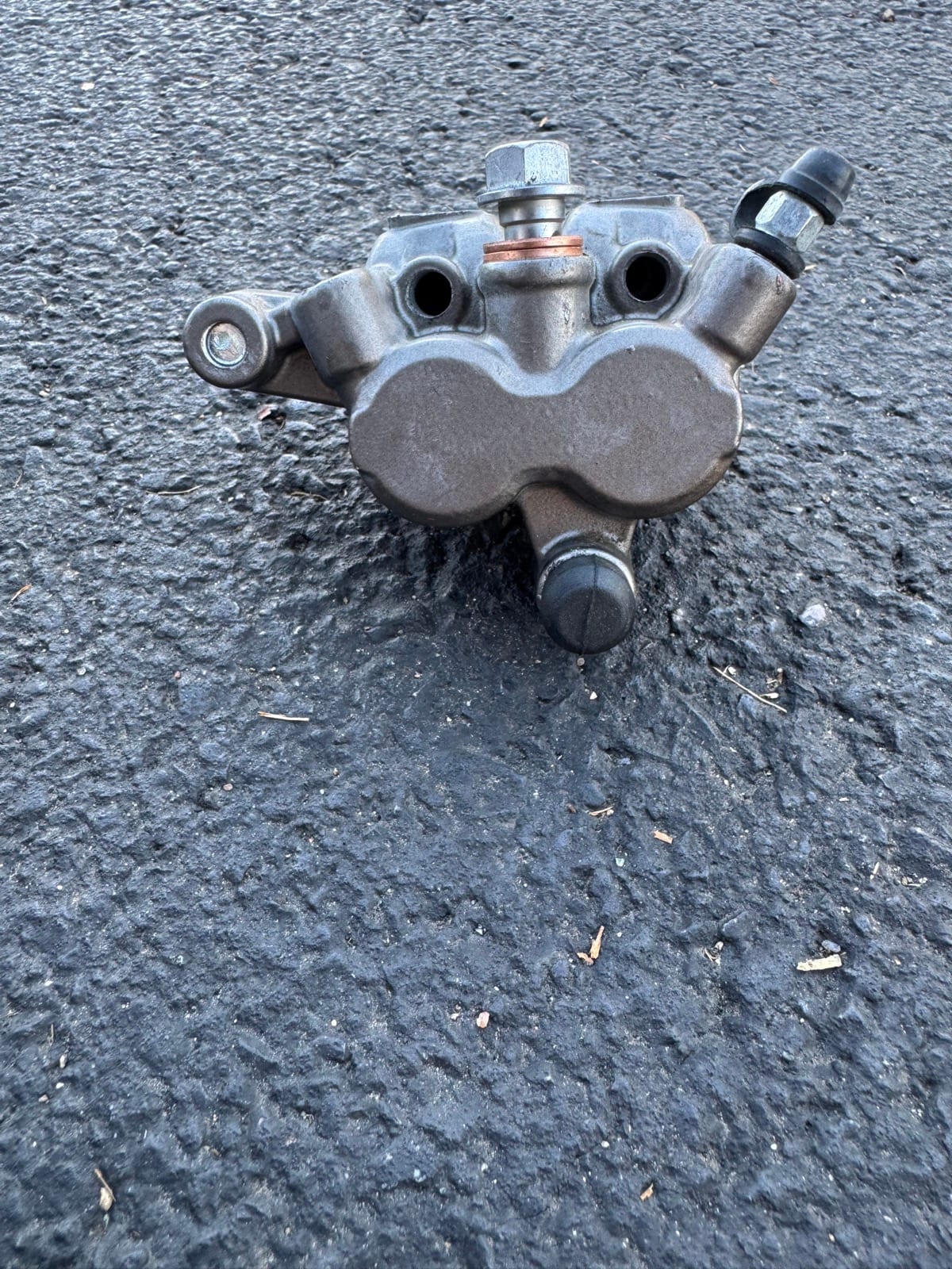 Ultra Bee Brake Caliper with Pads, photo 1 of 3