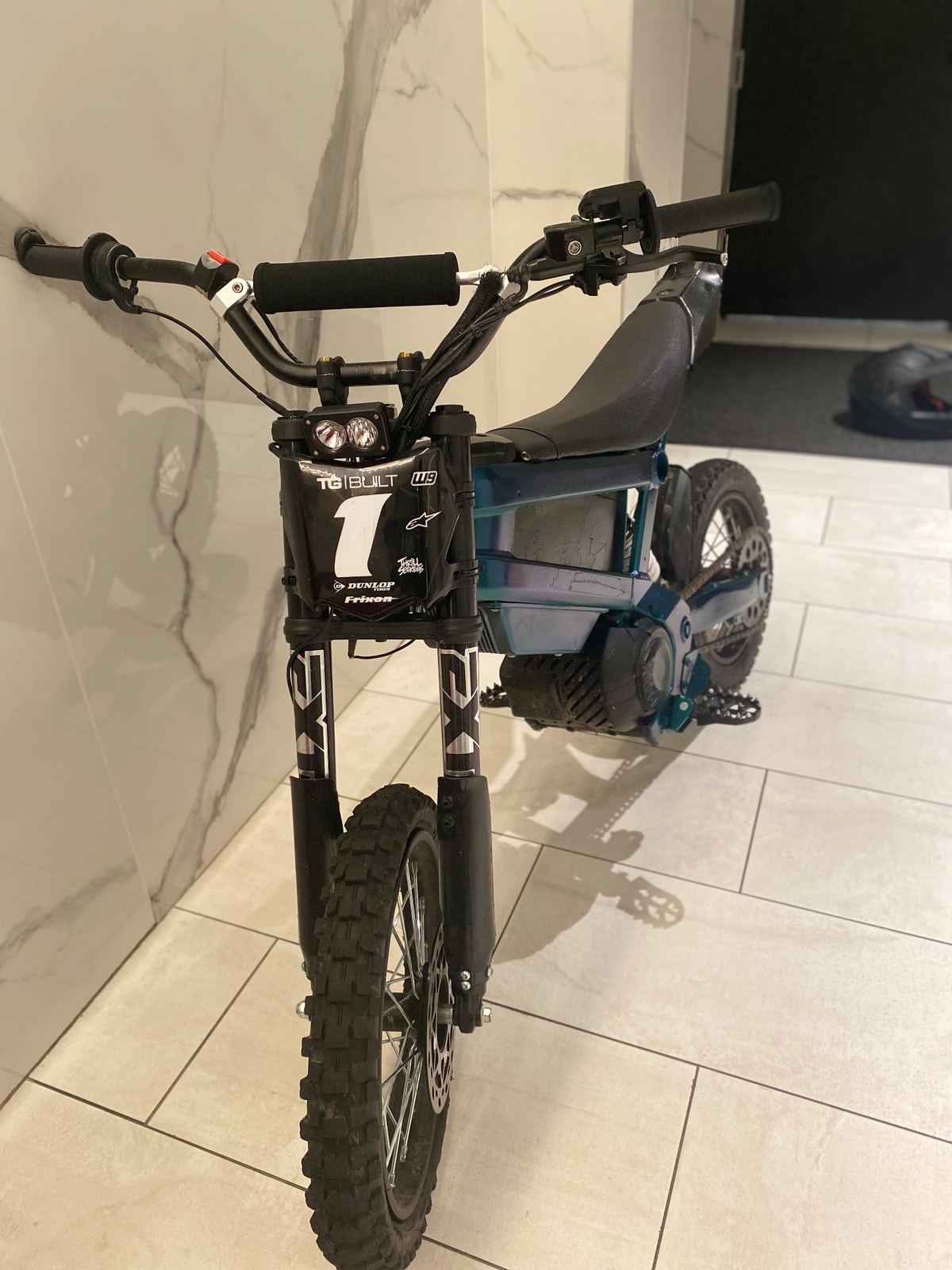 Hiknight GTX1, photo 2 of 3