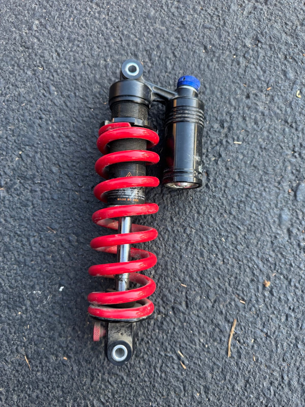 KKE Rear Shock, photo 2 of 3