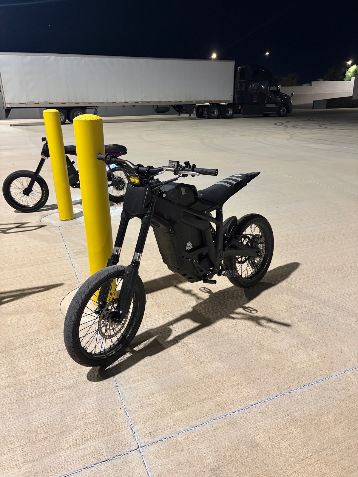 Talaria MX4 With Chi Battery