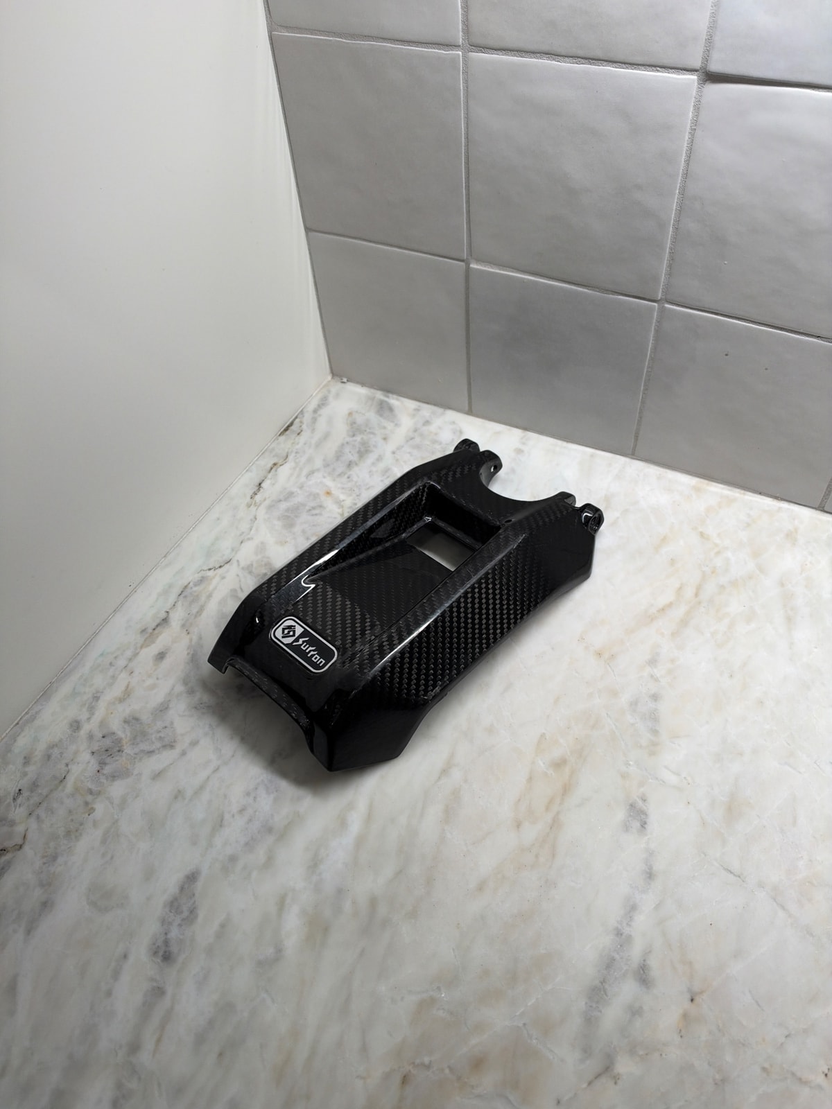 Real Carbon Battery Lid