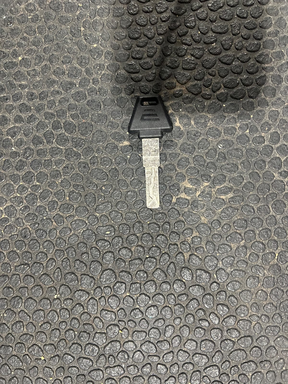 E Ride Pro Lid Lock And Key Ignition, photo 6 of 8