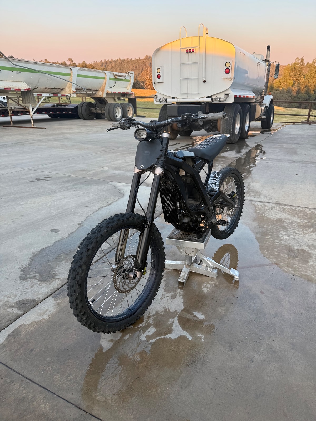 2023 Sur-Ron Lbx With A EBMX 9000 V3 Controll With 100 Miles, photo 7 of 7