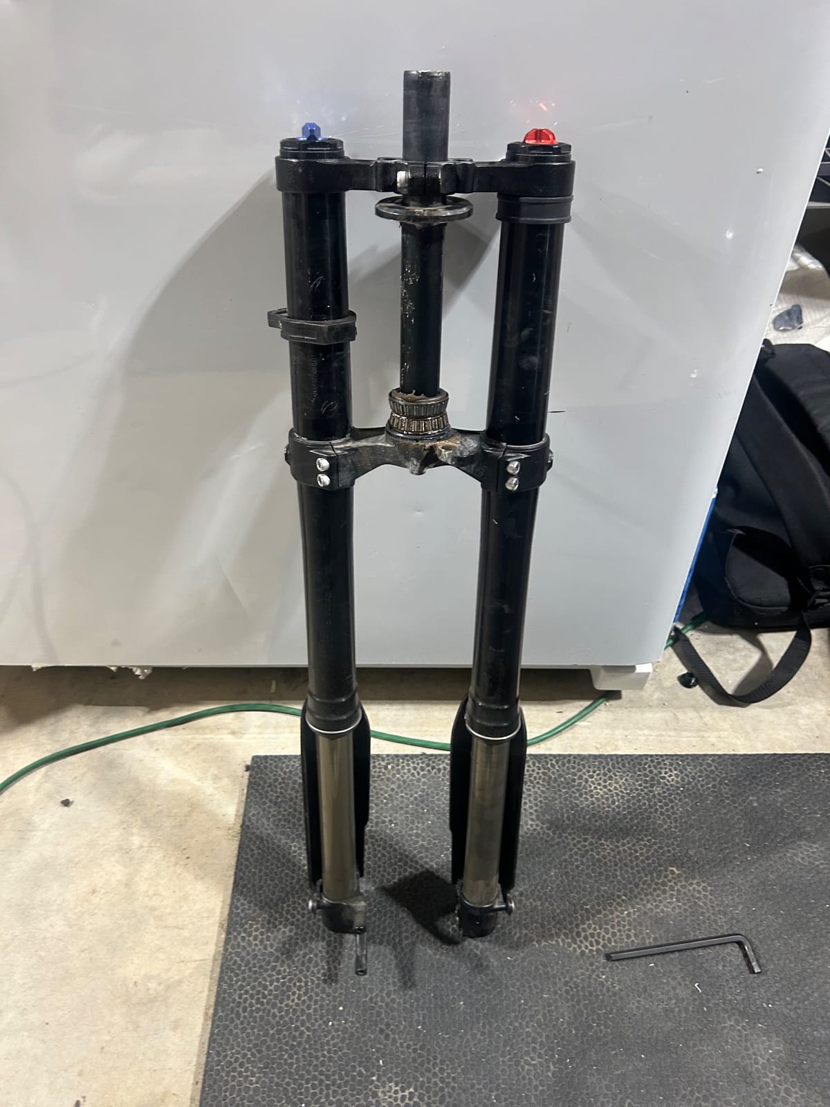 Talaria Xxx Forks, photo 2 of 4