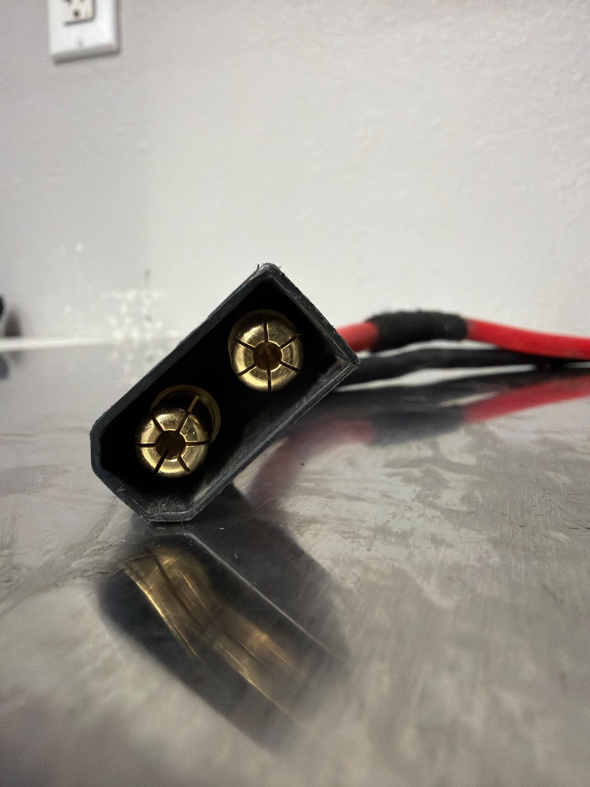 QS8 Battery Connector For No Breaker, photo 2 of 2
