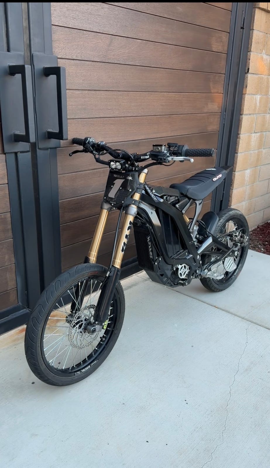 Sur-Ron Lbx 2025, photo 1 of 5