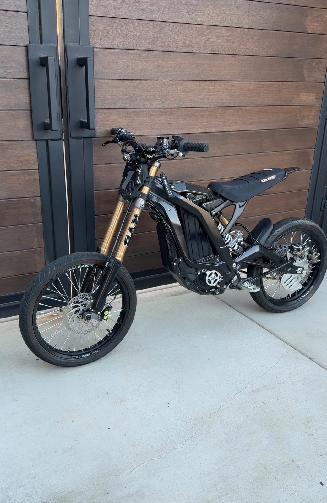 Sur-Ron Lbx 2025, photo 2 of 5