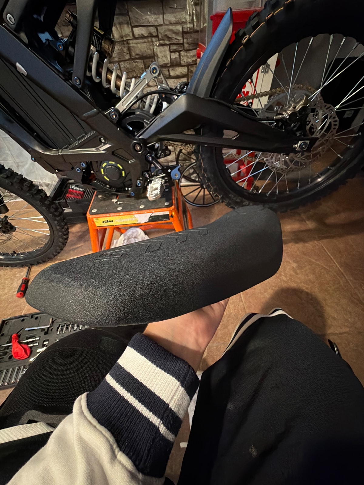 Sur-Ron Lbx Seat, photo 2 of 4