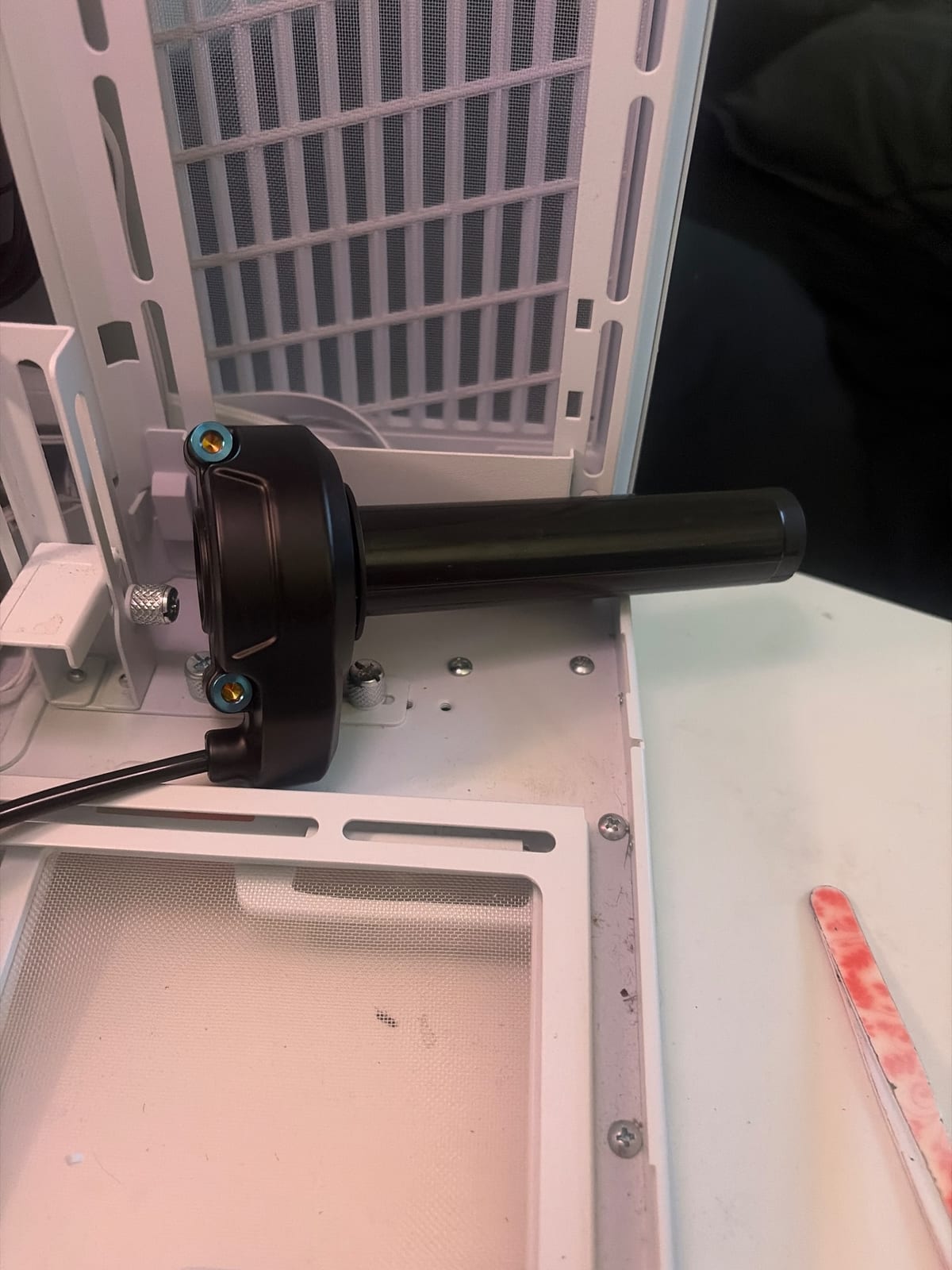 Tuttio Sur-Ron Throttle With Titanium Bolts, photo 1 of 3