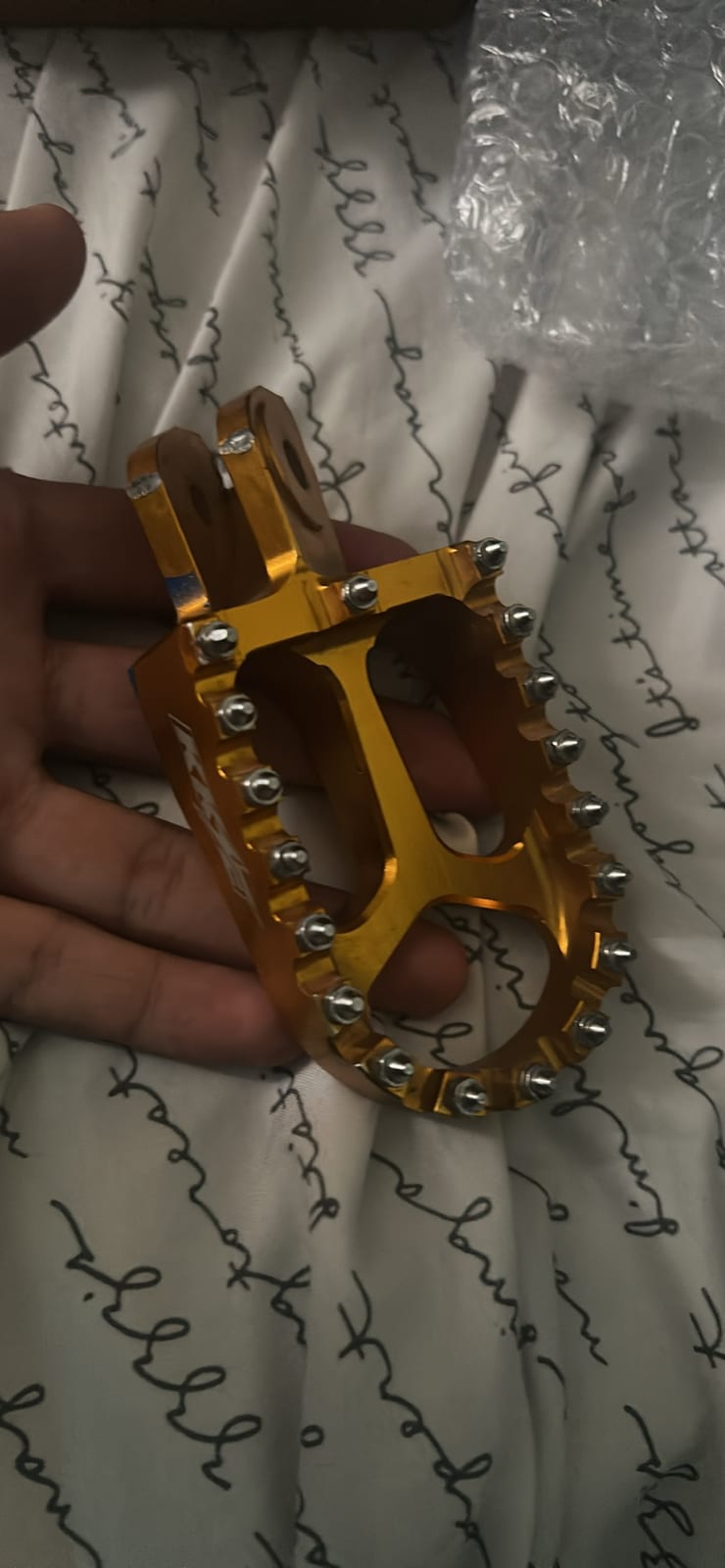 KKE Pegs