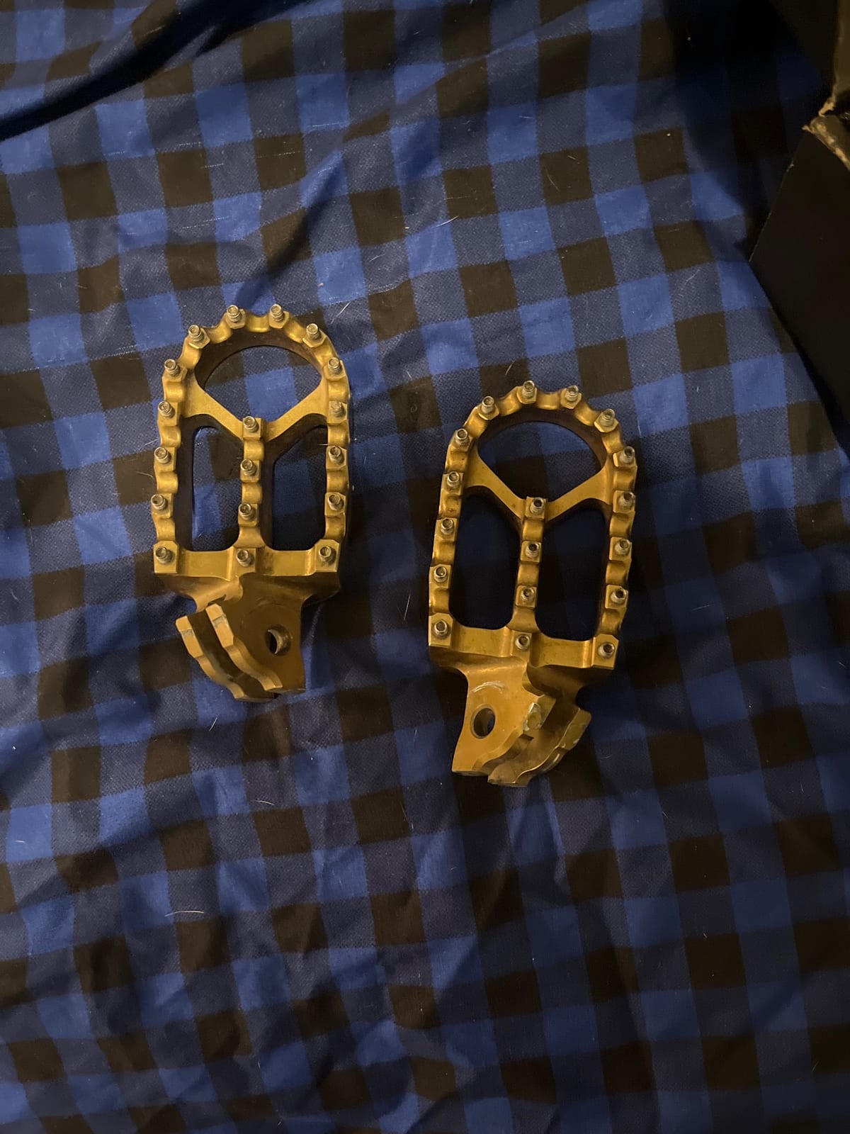 Warp 9 Pegs, photo 1 of 3