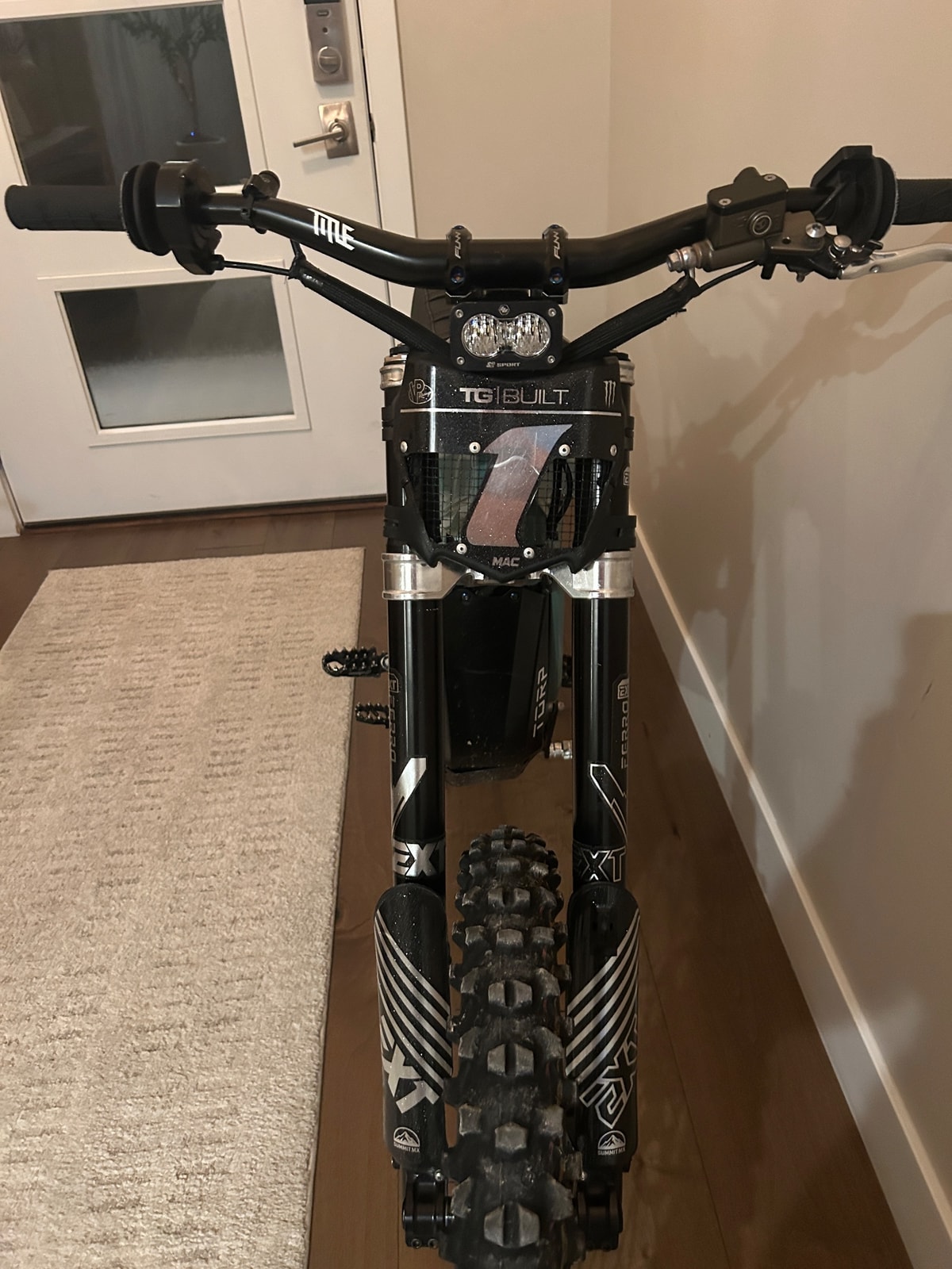 EXT Ferro Front Forks (drop Crown), photo 4 of 4