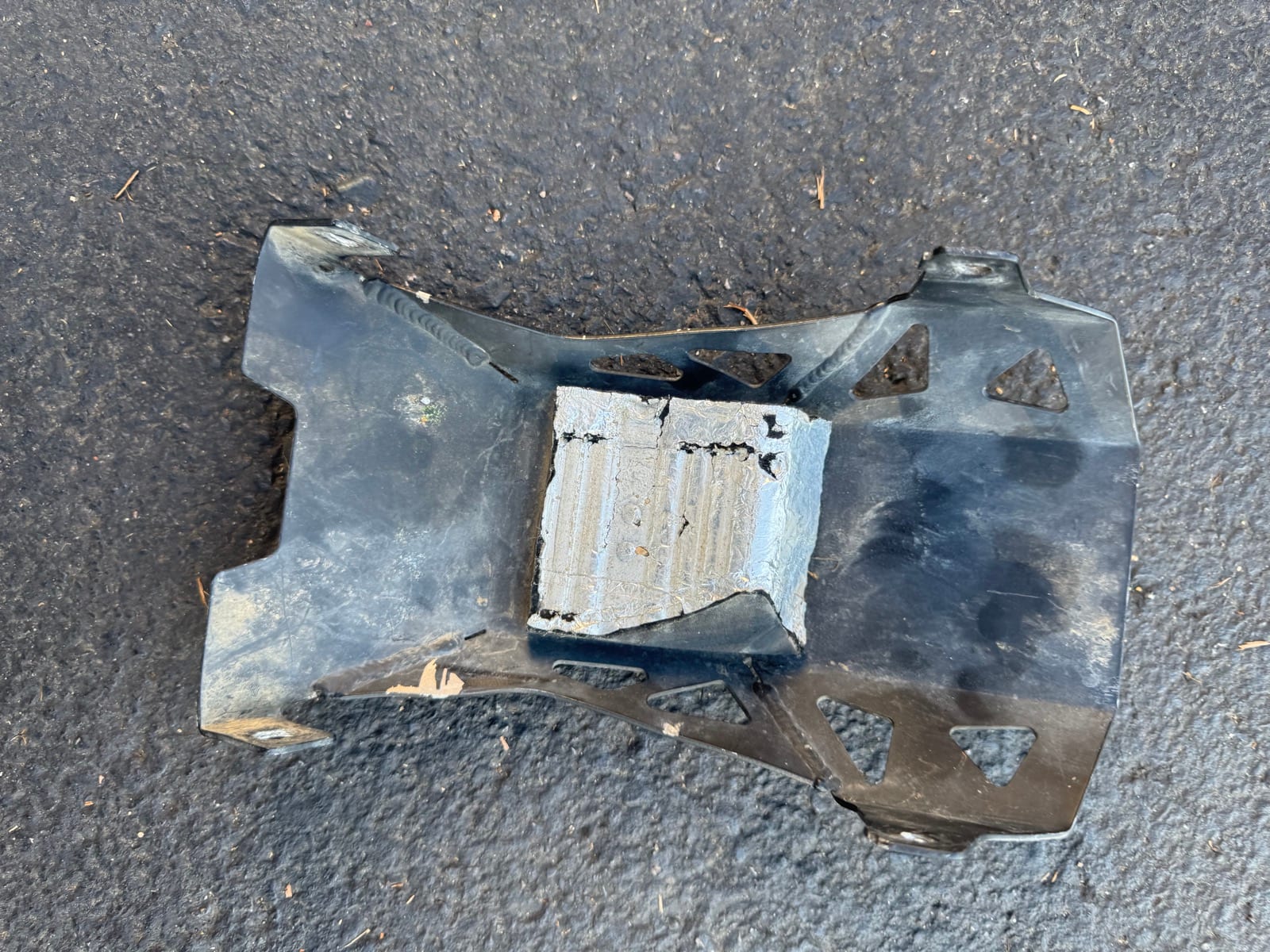 Stock Surron LBX Bash Guard, photo 4 of 4