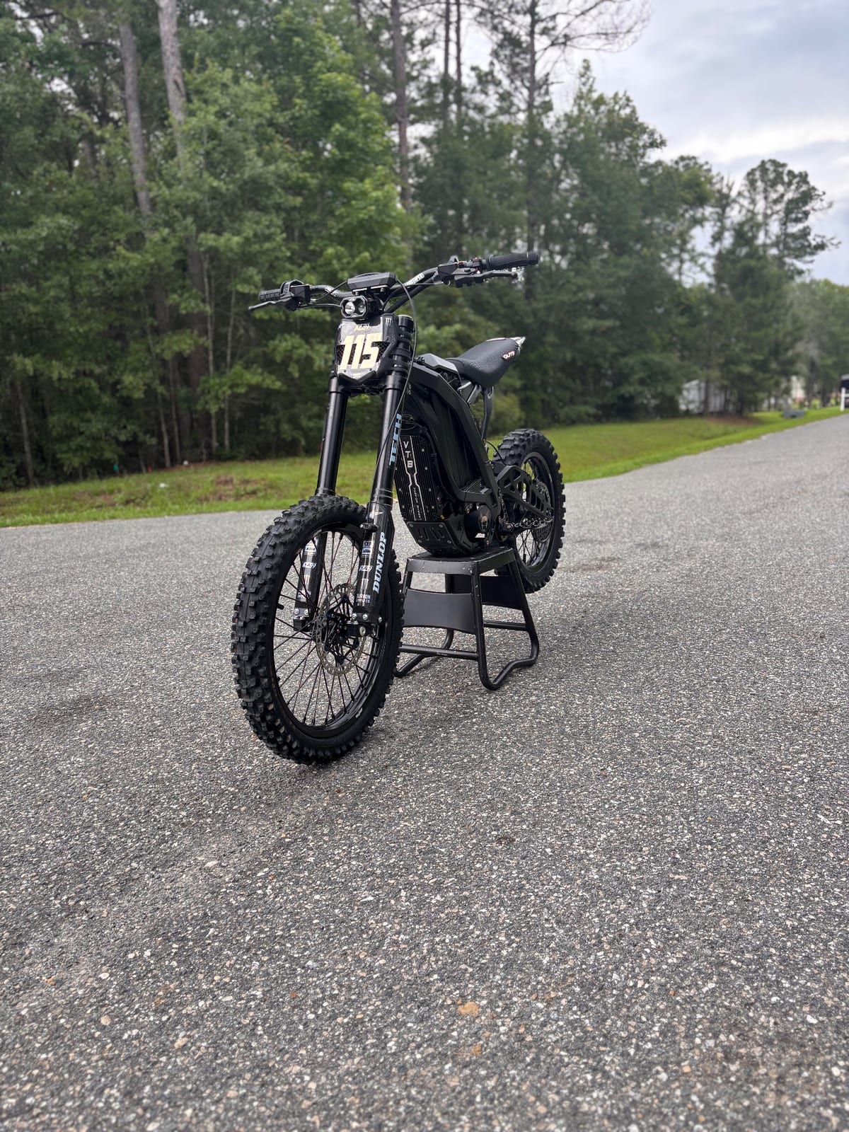 2025 Sur-Ron Lbx, photo 3 of 3