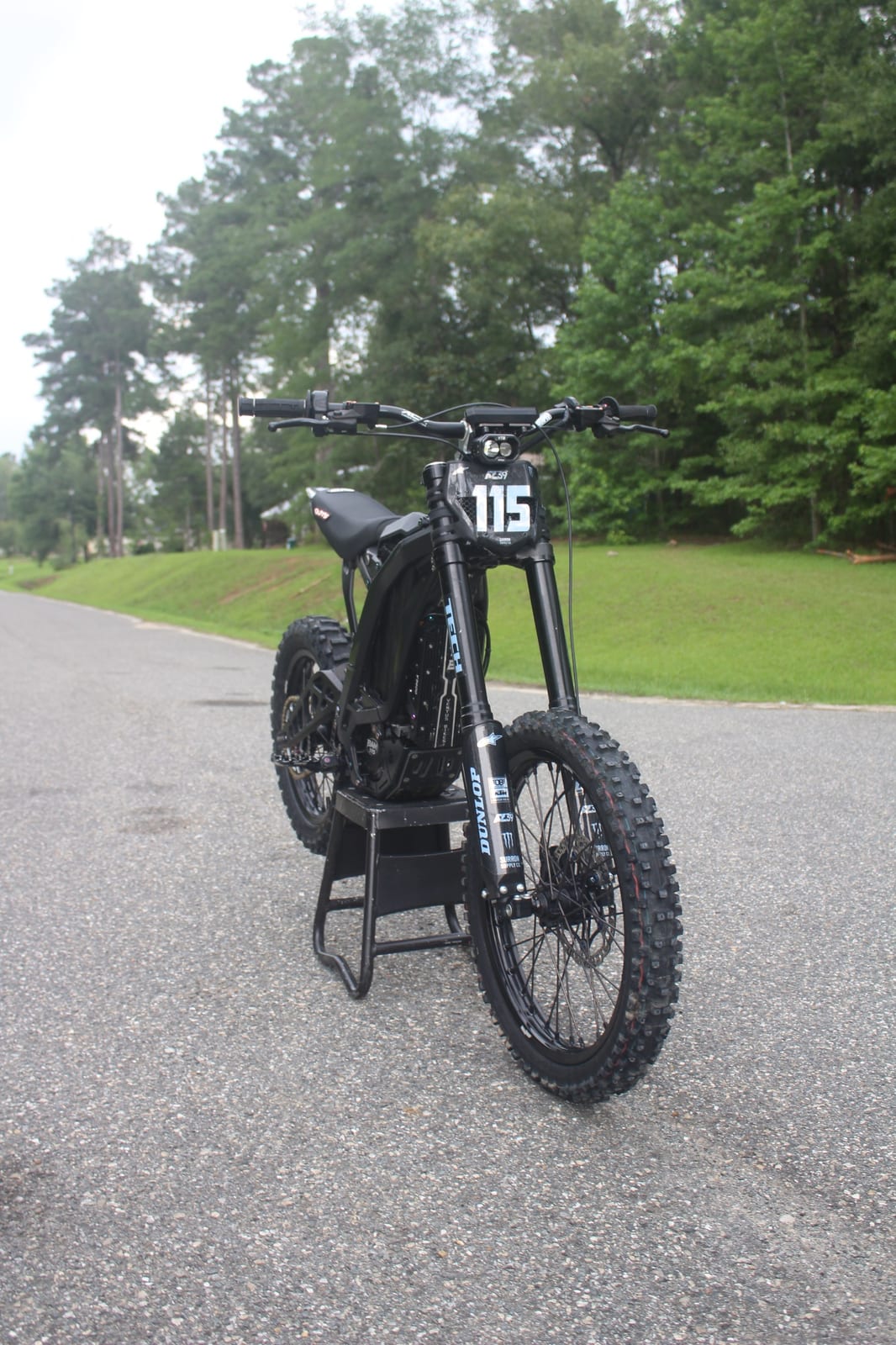 2025 Sur-Ron Lbx, photo 1 of 3