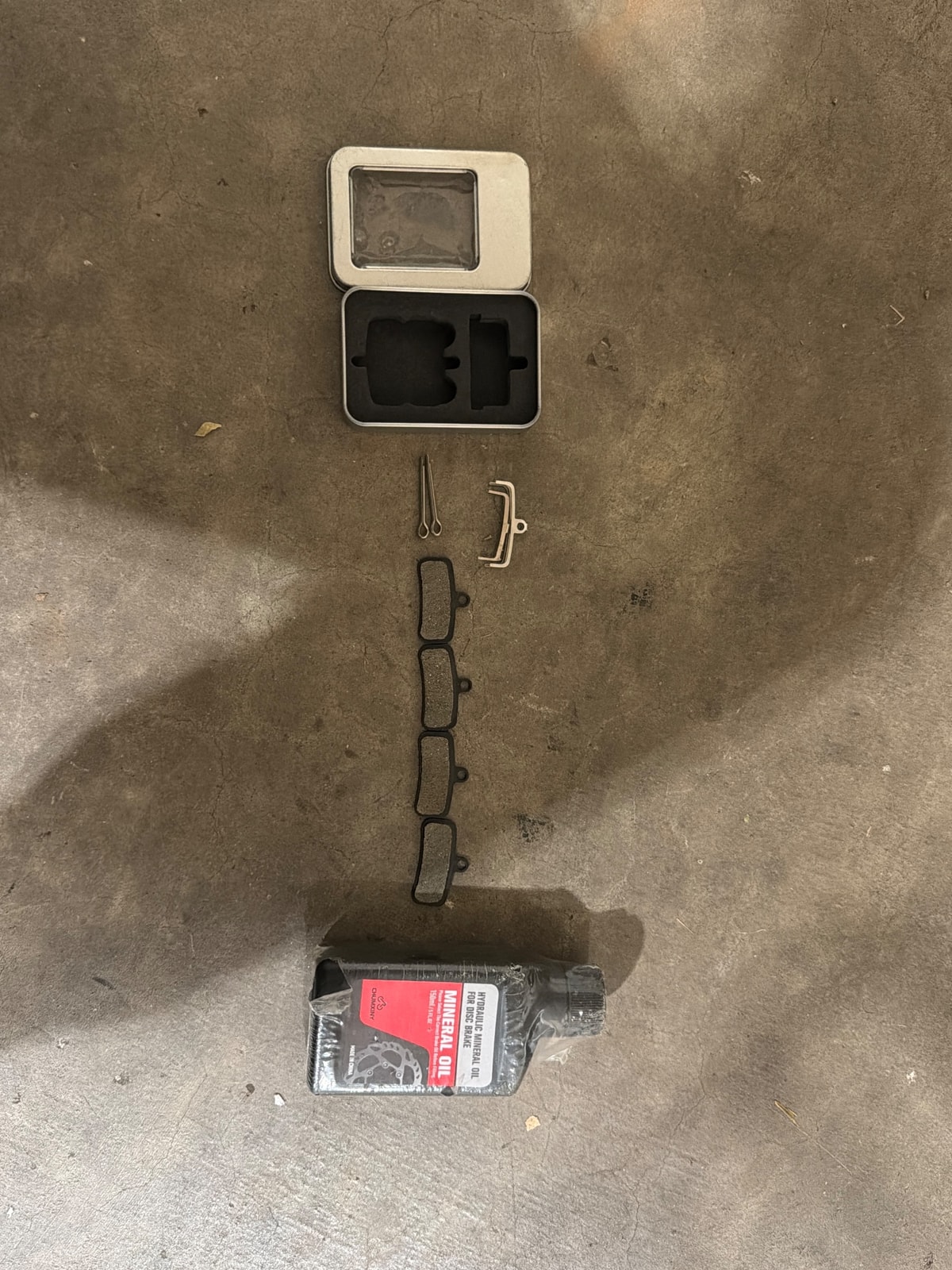 Zoom Brake Pads Brand New Comes With Hardware And Mineral Oil, photo 1 of 2