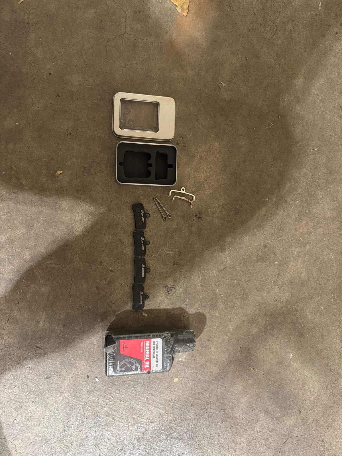 Zoom Brake Pads Brand New Comes With Hardware And Mineral Oil, photo 2 of 2