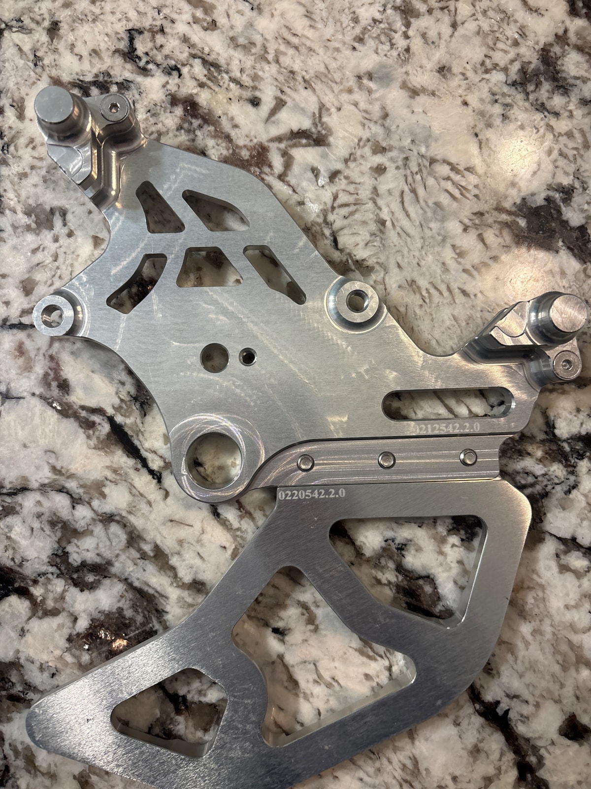 Dual Caliper Ultra Bee Break Mount EBG, photo 2 of 3