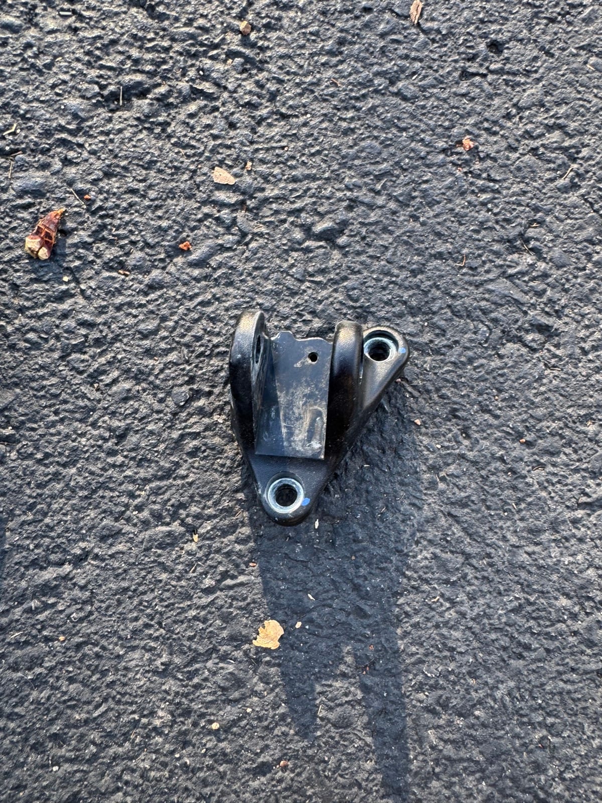 Ultra Bee Peg Brackets, photo 2 of 7