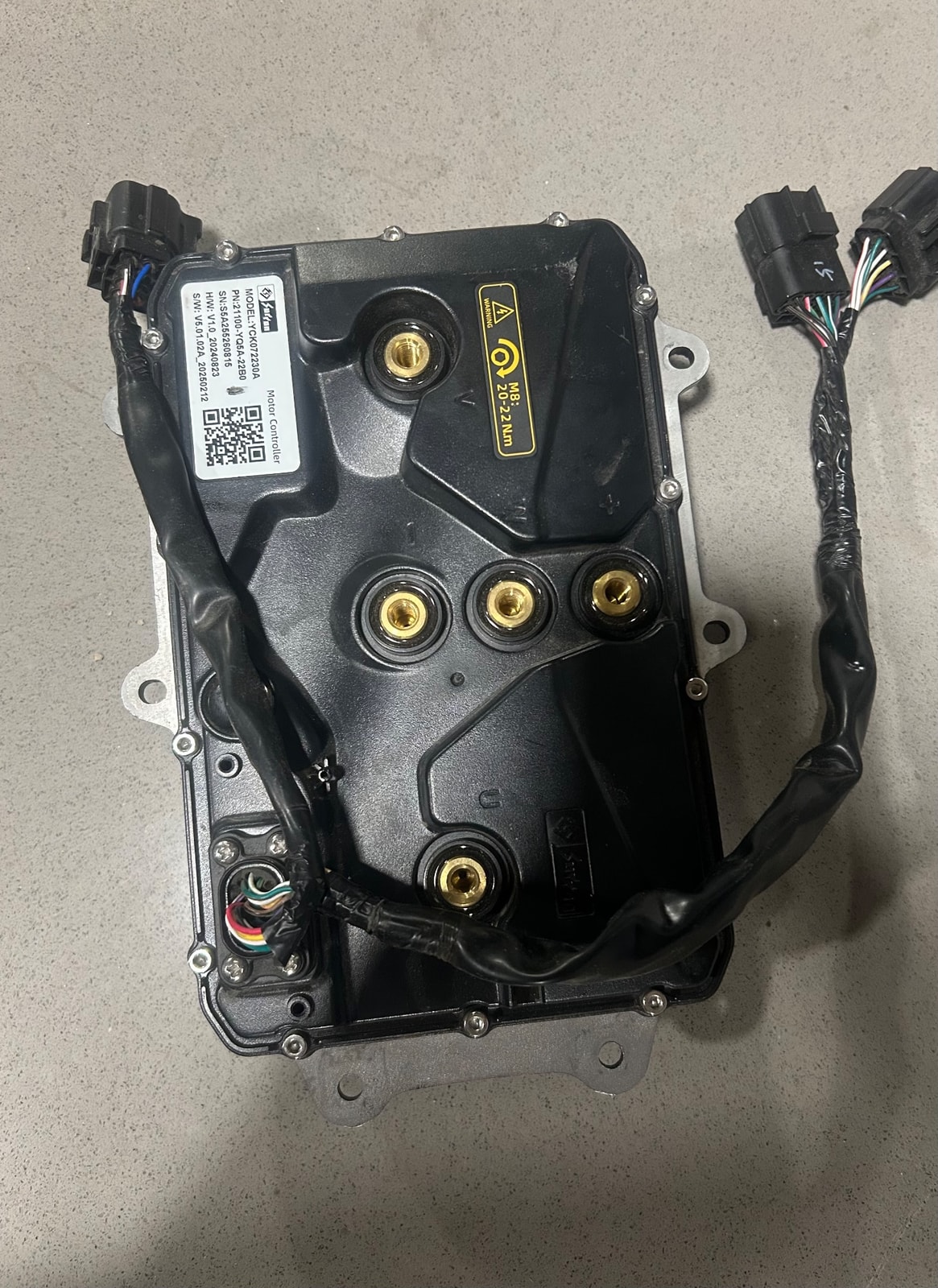 2024 Ultra Bee Controller, photo 2 of 2