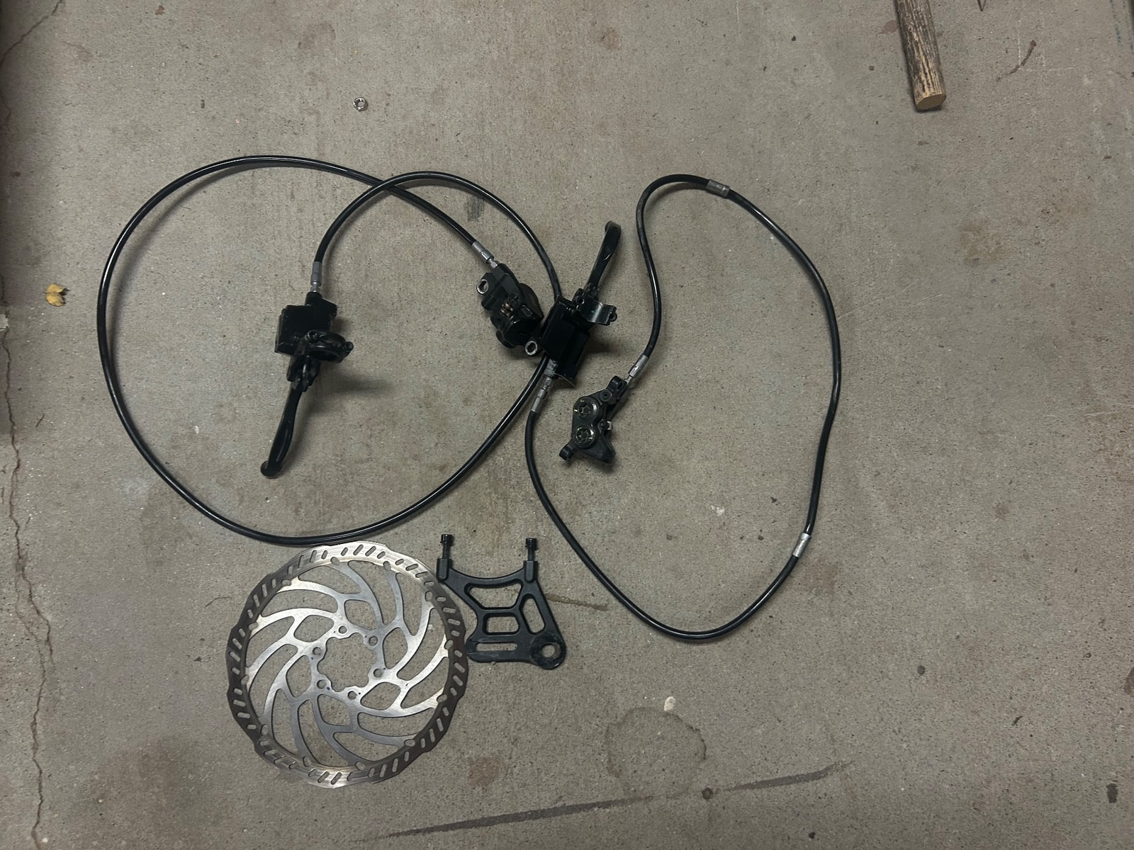 Stock Sur-Ron Front And Rear, photo 2 of 4