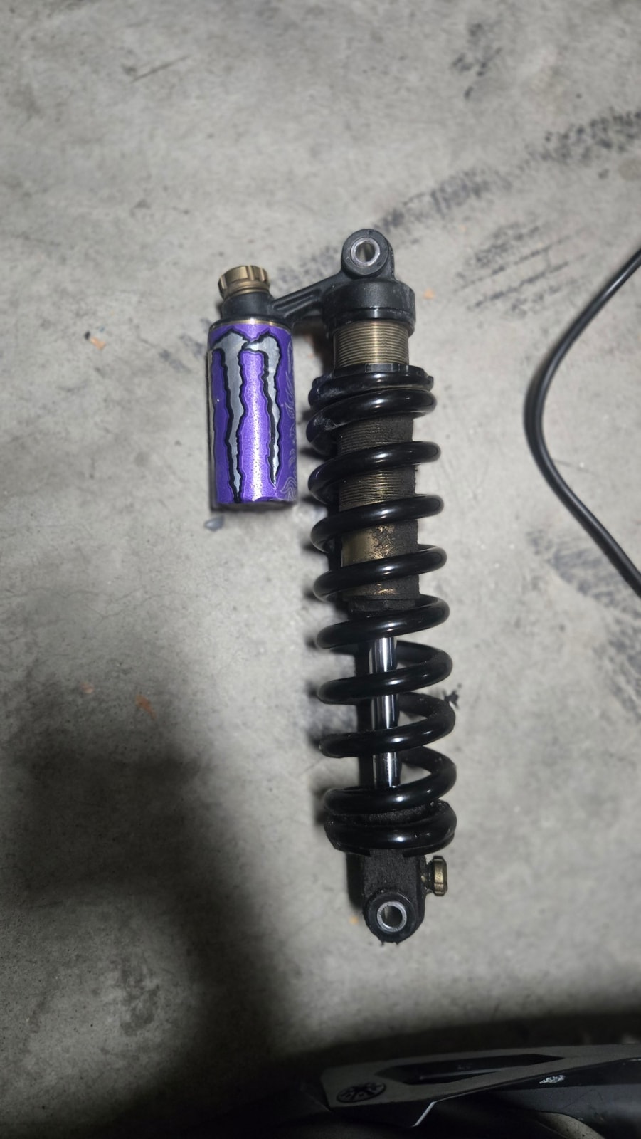 Sur-Ron Lbx Shock And Battery Lid, photo 1 of 3